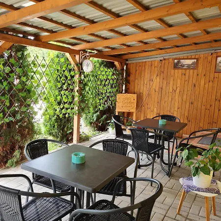 Homestay Garden Velky Meder
