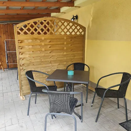 Ubytovanie v rodine Garden *