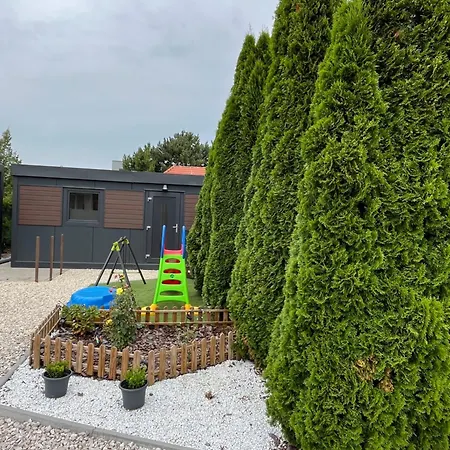 Garden *